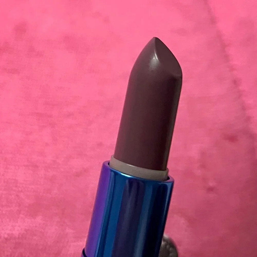 MAC Cosmetics Plum Princess Lipstick Chris Chang Limited Edition new